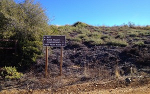 Intersection on the ridge. More climbing ahead!