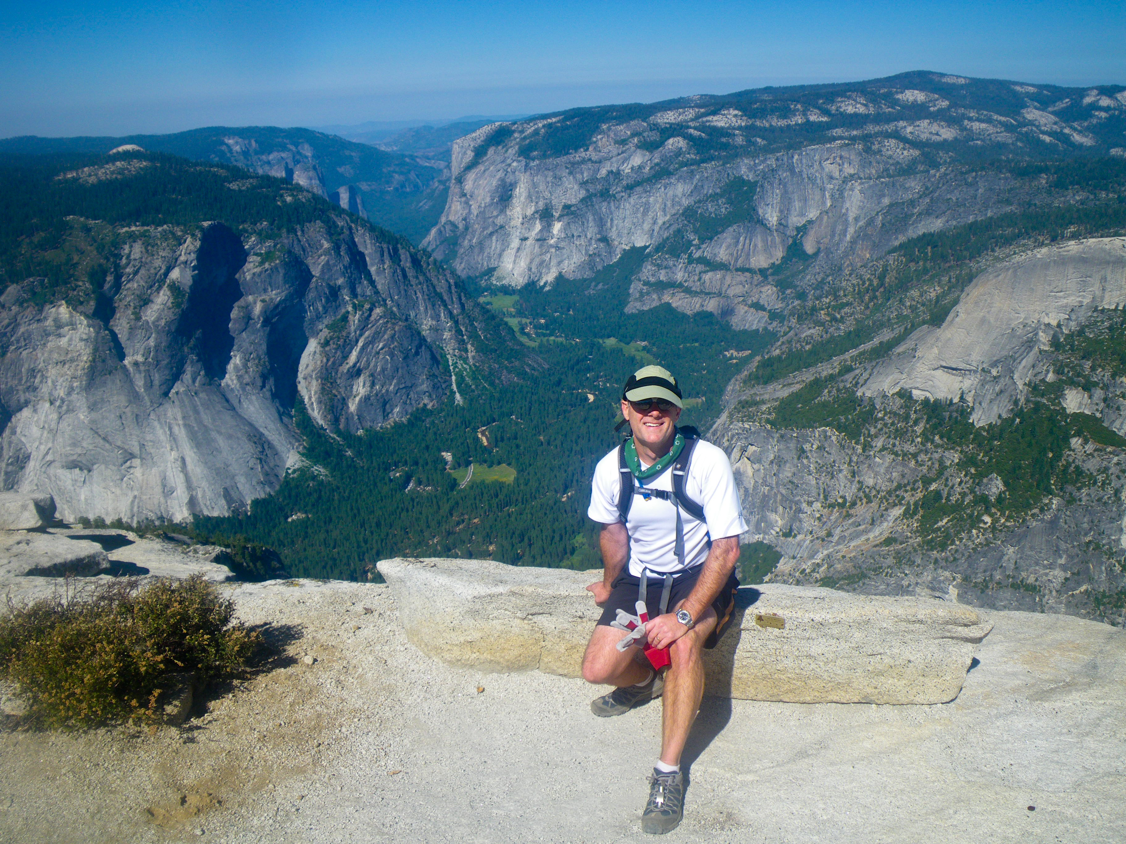 Hike to the top of el capitan online