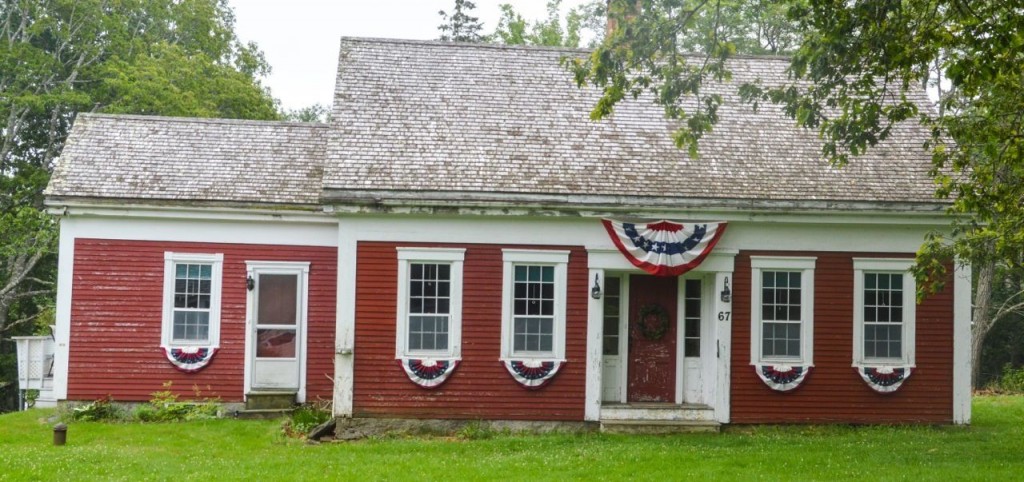 maine schoolhouse