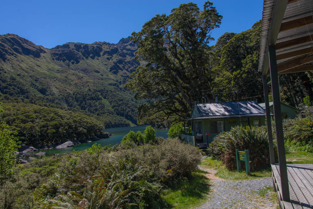 Lake Mackenzie Hut